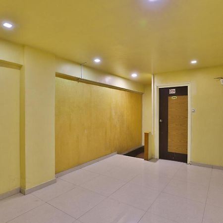 Spot On Hotel Shreeji Palace Ahmedabad Extérieur photo